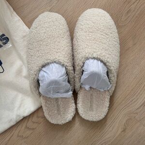 BRAND NEW bombas women’s Saturday slippers